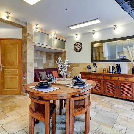 La Suite Safari I Hypercentre I Spacieux & Familial * ديجون